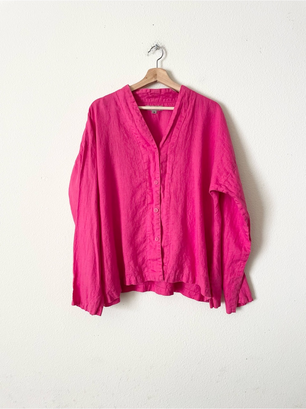 Flax MEDIUM 100% linen long sleeve hot pink button up shirt